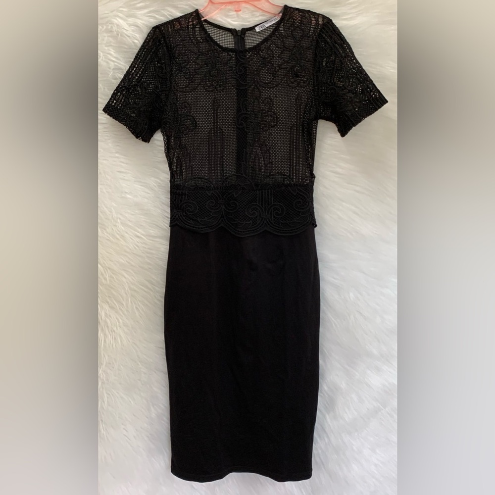Zara Woman’s Black Lace Fitted Dress Size Medium midi length